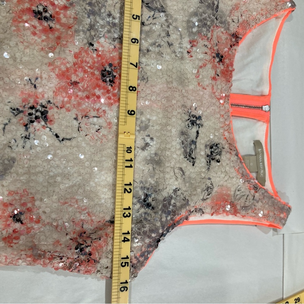 Banana Republic Ivory Pinkish and Black Sequins Peplum Bottom Flare Top - Picture 5 of 9